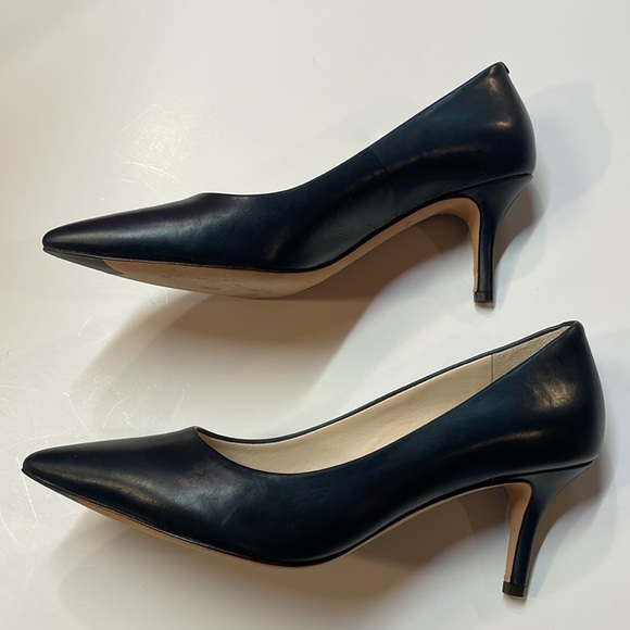 Cole Haan Grand. OS Navy Leather Pumps Pointed Toe Mid Heel Women’s Sz 6 - Picture 6 of 12